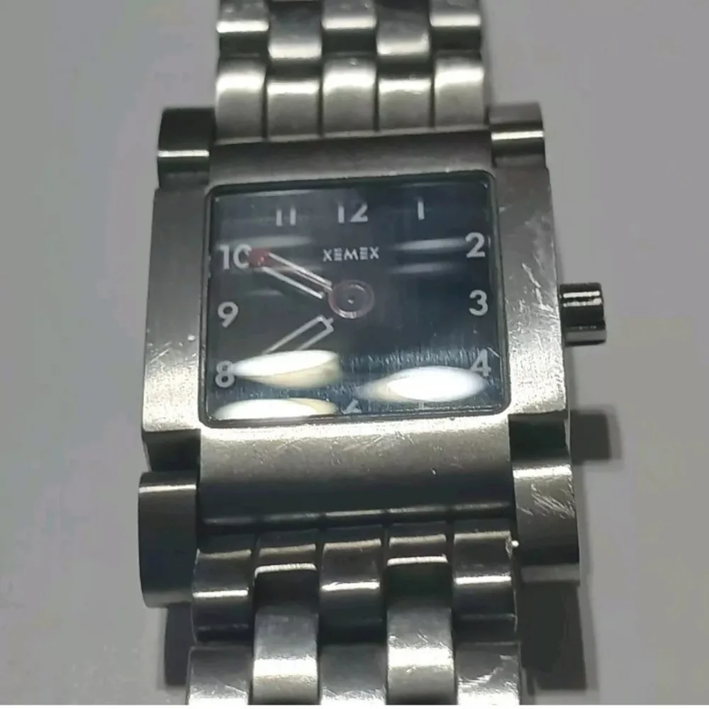 XEMEX Avenue  Women's Quartz Watch
